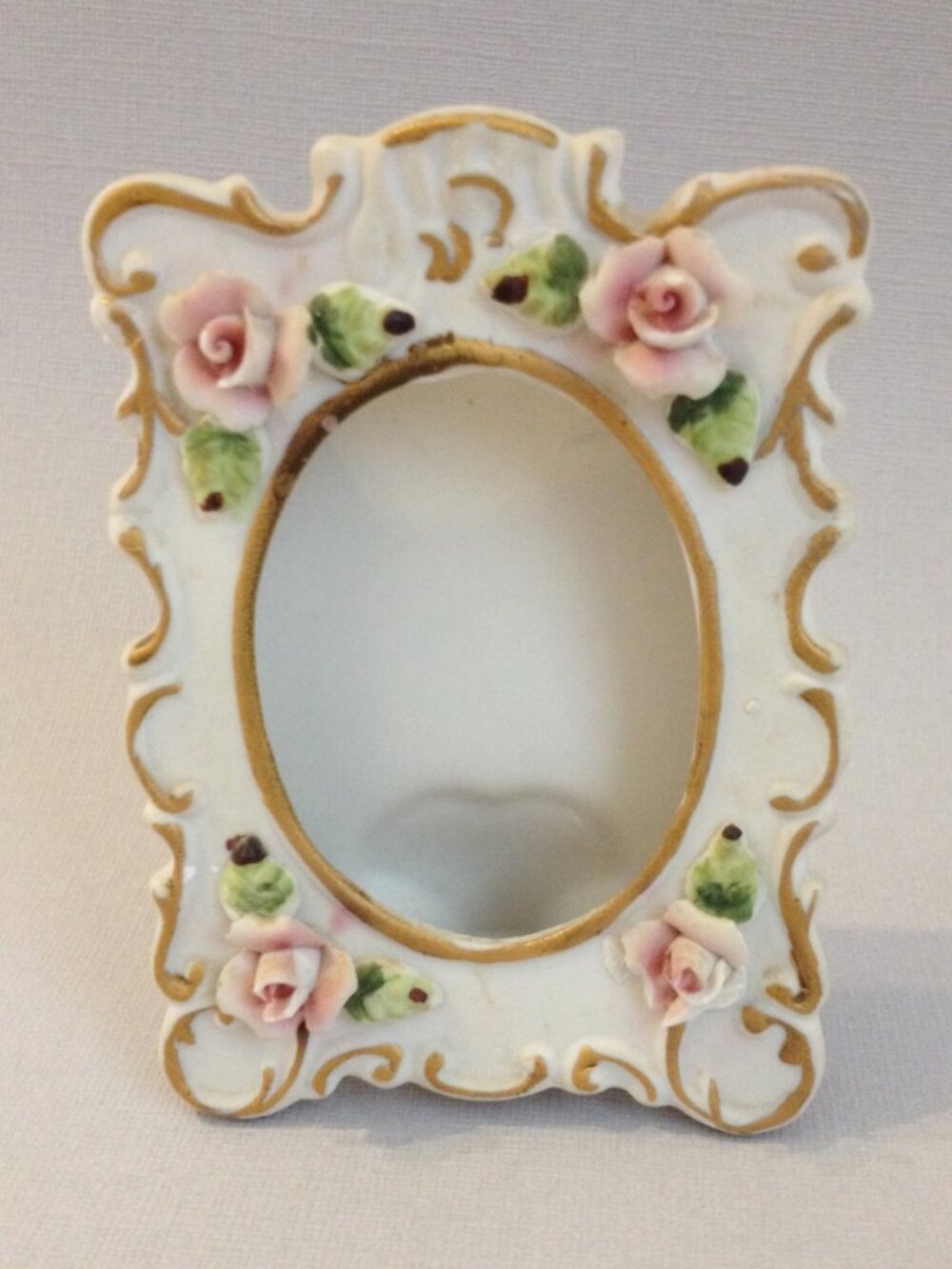 Picture Frame Porcelain Pink Roses Flowers Oval Photo Floral Mantle Desk Table